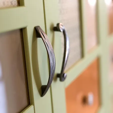 Lea * إمبيريا